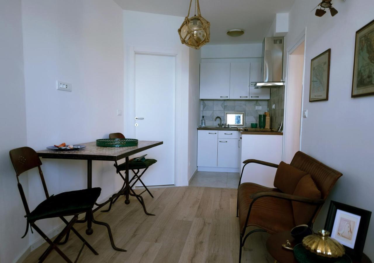 Seaview Apartment Tribalj Exterior foto
